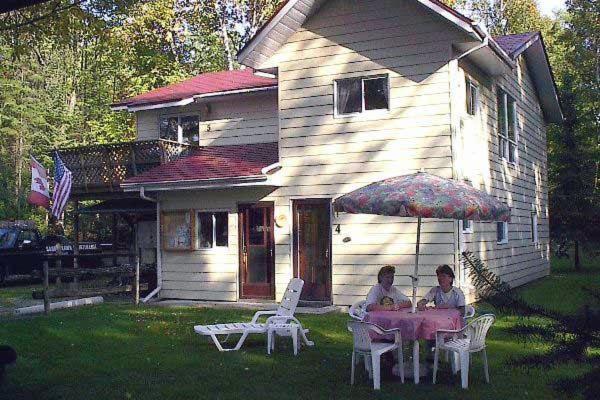 Sunny Birch Cottages Sauble Beach Eksteriør billede